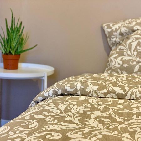 Superbe Appartement Avec Parking Gratuit Sur Place Saint-Denis-en-Margeride Exterior foto