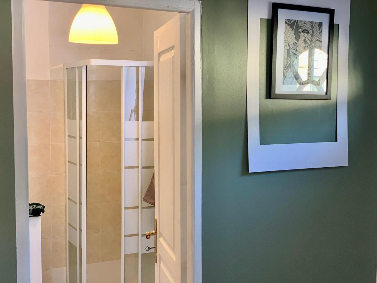 Superbe Appartement Avec Parking Gratuit Sur Place Saint-Denis-en-Margeride Exterior foto