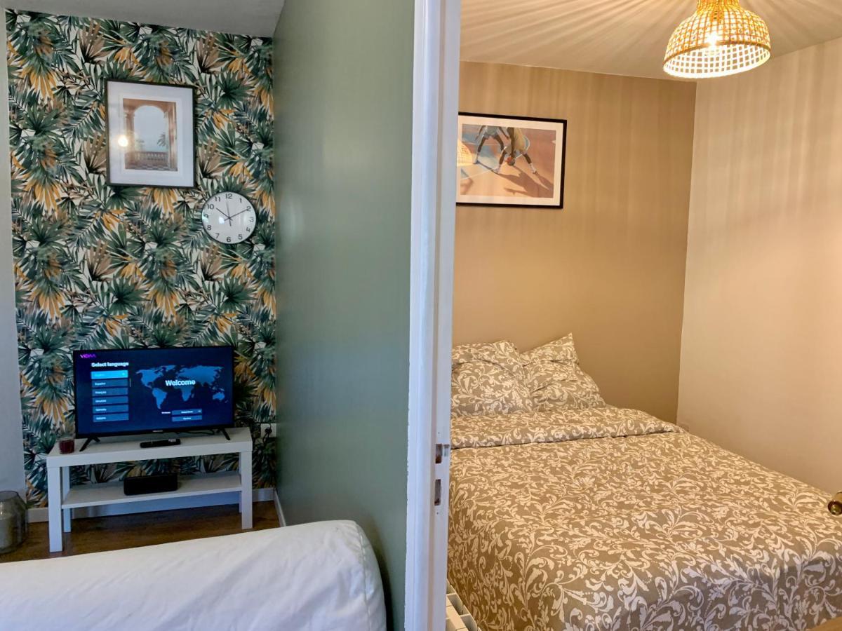 Superbe Appartement Avec Parking Gratuit Sur Place Saint-Denis-en-Margeride Exterior foto